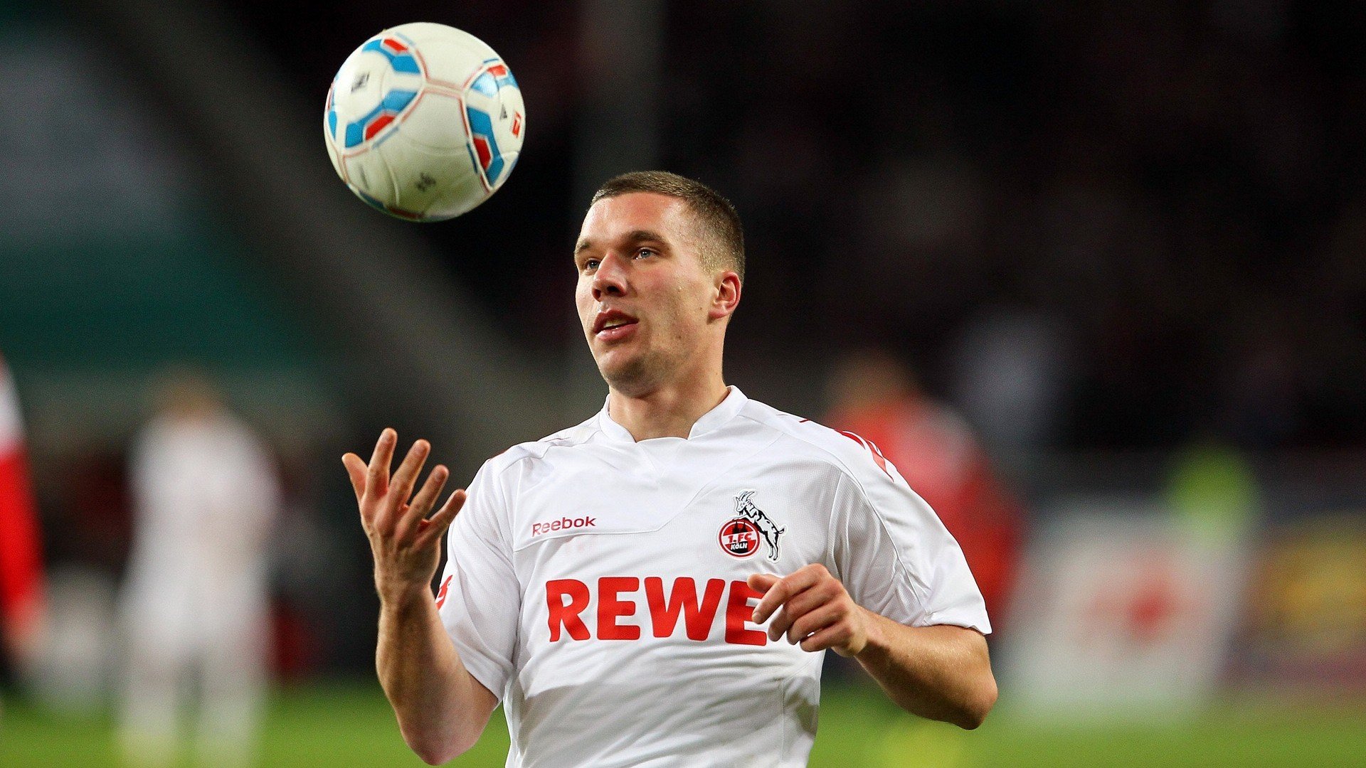 钢铁意志与艺术灵魂的对决，奥利维耶如何在毕尔巴鄂与多特蒙德之战中定义攻防统治