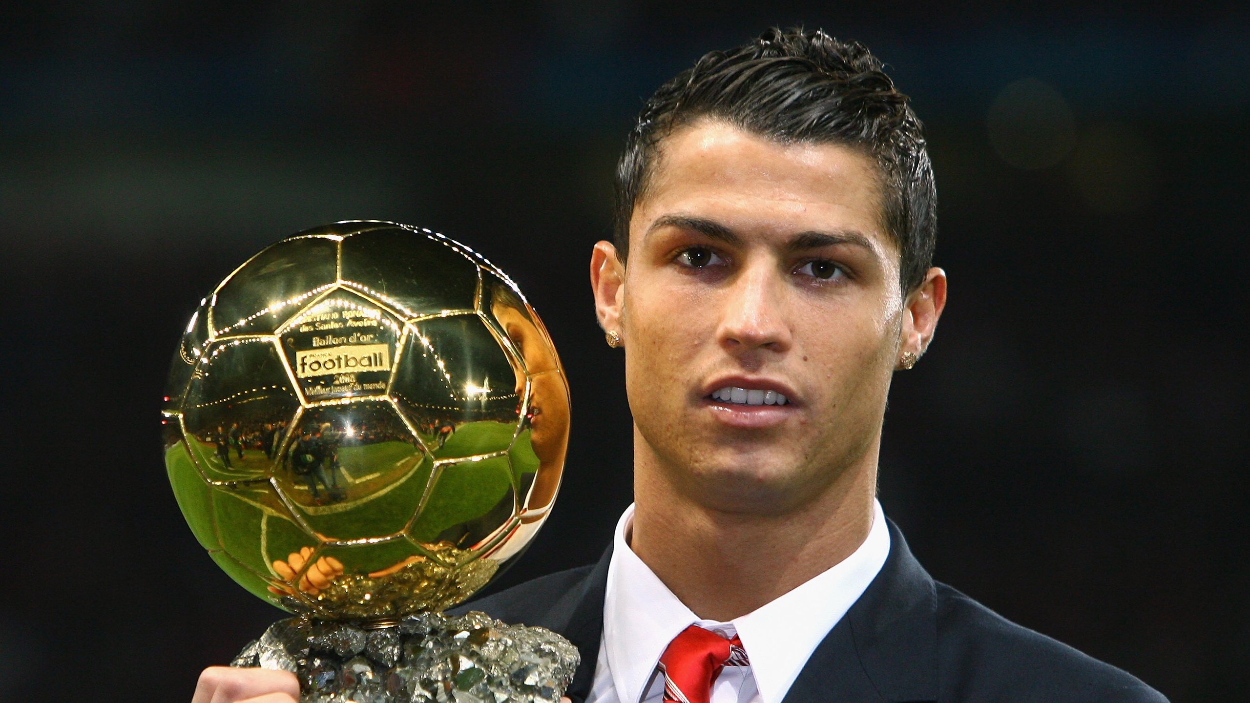 天穹之下，当火箭封锁太阳，文班亚马以凡人之躯点亮银河