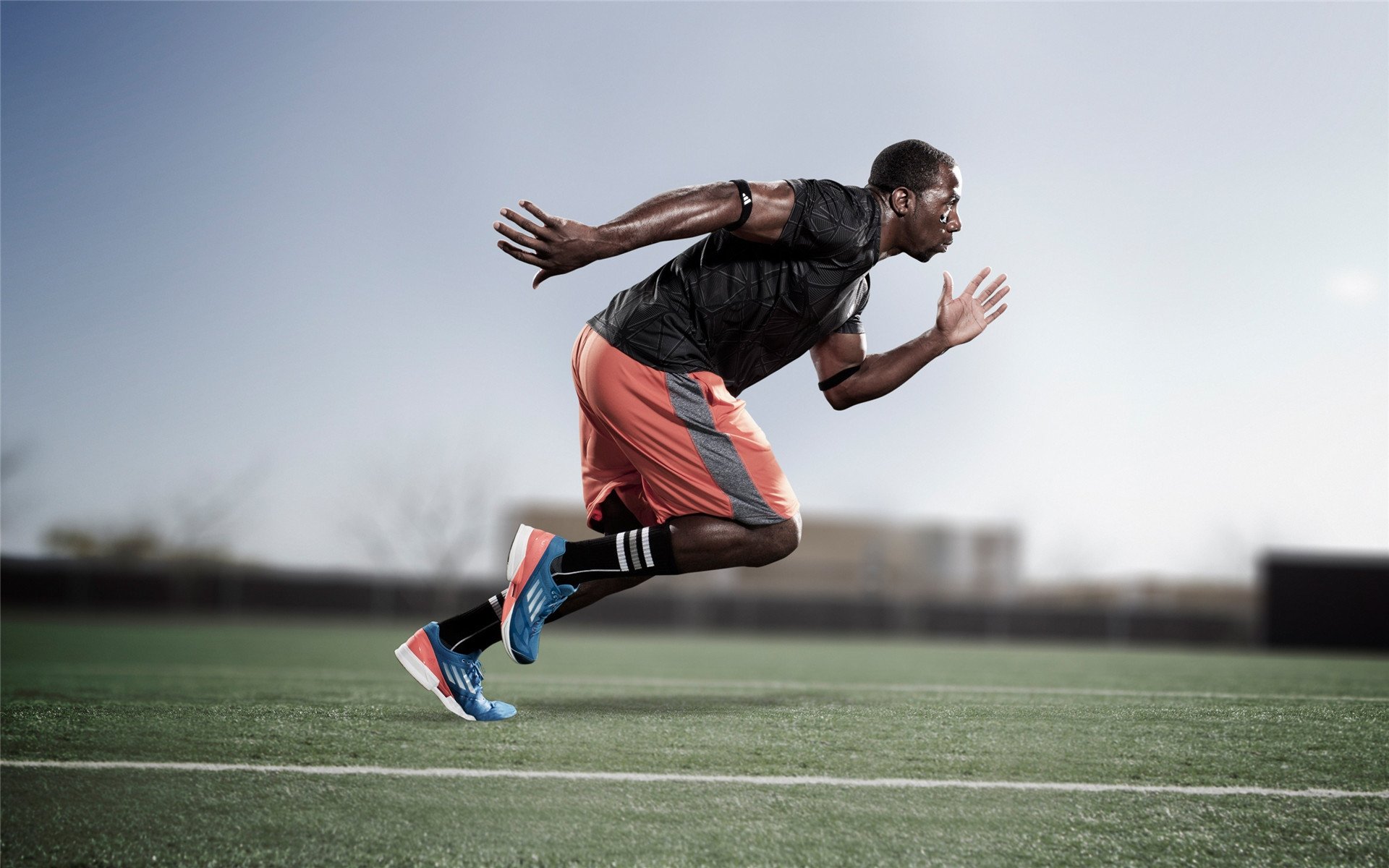 拉沃尔杯轻取ATP总决赛，兹维列夫惊艳四座，团队网球的新时代宣言？